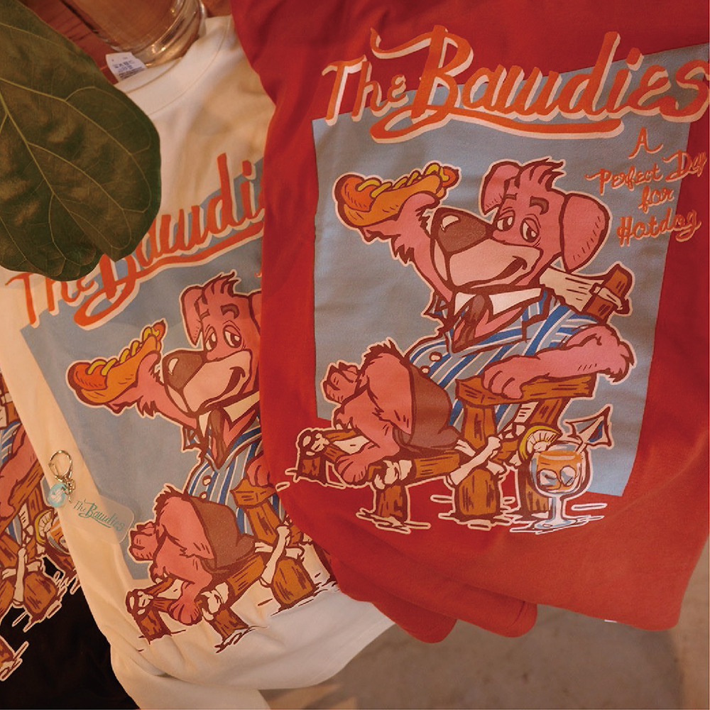 A Perfect Day for Hotdog T-SHIRT